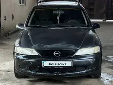 Opel Vectra, 2001