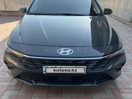 Hyundai Elantra 2024 года за 8 200 000 тг. в Алматы – фото 4