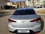 Hyundai Elantra 2020 годаfor8 700 000 тг. в Астана – фото 2