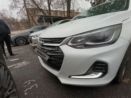 Chevrolet Onix 2023 года за 5 310 100 тг. в Алматы – фото 3