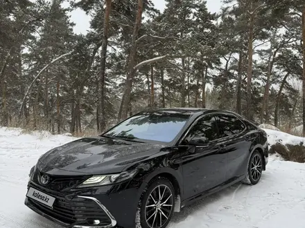 Toyota Camry 2023 года за 18 500 000 тг. в Астана – фото 5