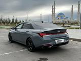 Hyundai Elantra 2022 года за 10 800 000 тг. в Астана – фото 2