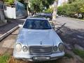 Mercedes-Benz E 200 1997 годаfor2 200 000 тг. в Астана – фото 2