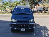 Mitsubishi Delica 1995 годаүшін3 600 000 тг. в Алматы