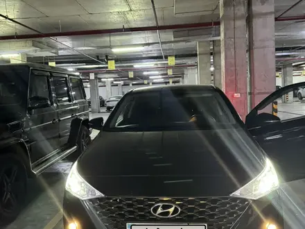 Hyundai Accent 2021 года за 8 000 000 тг. в Астана