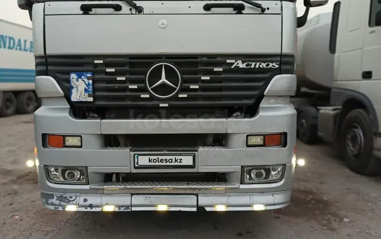 Mercedes-Benz  Actros 2002 года за 15 000 000 тг. в Караганда