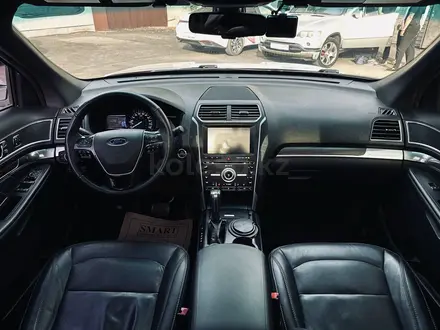 Ford Explorer 2016 года за 13 000 000 тг. в Алматы – фото 21