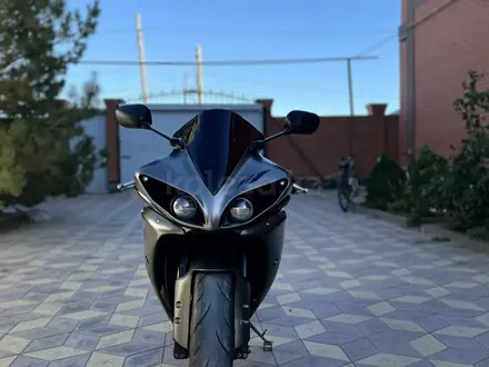 Yamaha  YZF-R1 2011 года за 2 550 000 тг. в Атырау – фото 4