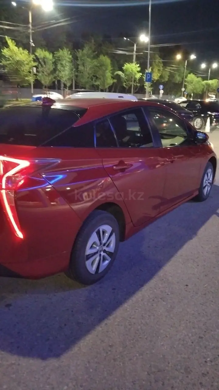 Toyota Prius, 2016