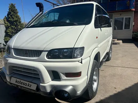 Mitsubishi Delica 2004 года за 8 000 000 тг. в Алматы – фото 2