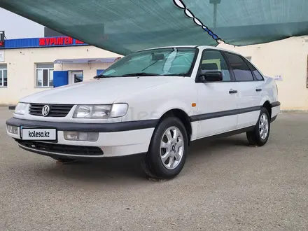 Volkswagen Passat 1996 года за 2 000 000 тг. в Актау