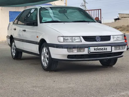 Volkswagen Passat 1996 года за 2 000 000 тг. в Актау – фото 20