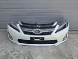 Передний бампер Camry 50 за 110 000 тг. в Алматы