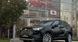 Toyota RAV4 Prestige 2023 года за 22 240 000 тг. в Алматы – фото 2