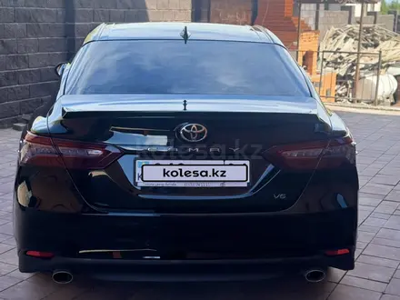 Toyota Camry 2019 года за 20 000 000 тг. в Актобе – фото 5