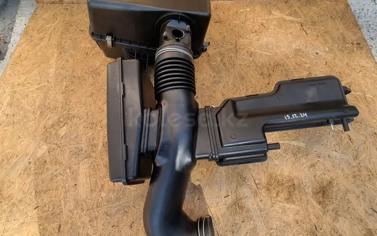 Корпус воздушного фильтра для Toyota Land Cruiser 100 за 90 000 тг. в Алматы