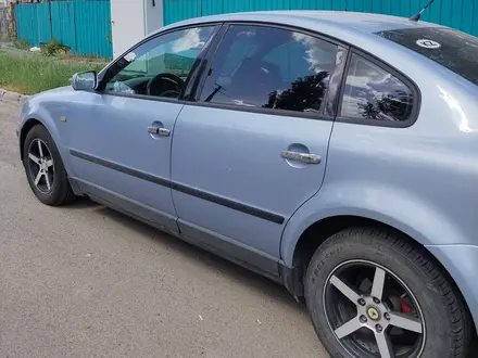 Volkswagen Passat 1996 года за 1 300 000 тг. в Астана – фото 2