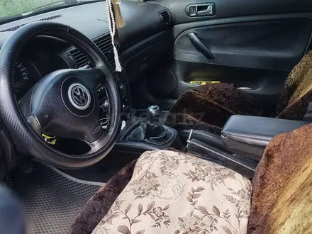 Volkswagen Passat 1996 года за 1 300 000 тг. в Астана – фото 5