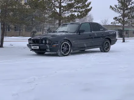 BMW 525 1992 года за 1 750 000 тг. в Караганда – фото 2