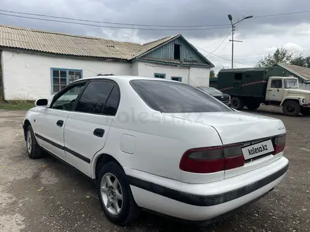 Toyota Carina E 1995 года за 1 100 000 тг. в Жаркент – фото 4