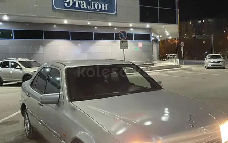 Mercedes-Benz C 180 1998 года за 1 900 000 тг. в Караганда