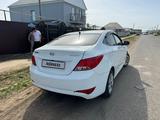 Hyundai Solaris 2015 года за 5 900 000 тг. в Уральск – фото 3