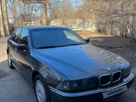 BMW 523 2000 года за 2 650 000 тг. в Актобе – фото 3