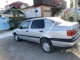 Volkswagen Vento 1994 года за 1 100 000 тг. в Кордай – фото 2