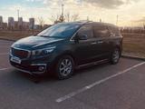 Kia Carnival 2017 года за 11 500 000 тг. в Астана – фото 4