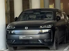 Denza n9, 2025
