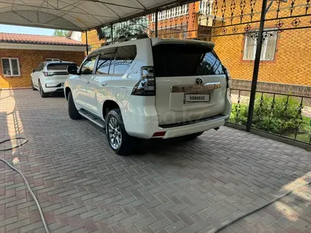 Toyota Land Cruiser Prado 2019 года за 22 800 000 тг. в Алматы – фото 7