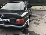 Mercedes-Benz E 230 1991 года за 2 050 000 тг. в Алматы – фото 2