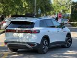 Volkswagen ID.6 2023 года за 13 600 000 тг. в Алматы – фото 4