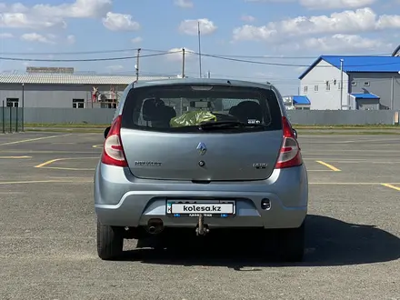 Renault Sandero 2012 года за 2 150 000 тг. в Уральск – фото 5