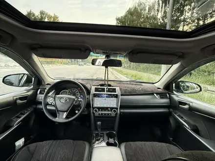 Toyota Camry 2014 года за 8 500 000 тг. в Алматы – фото 13