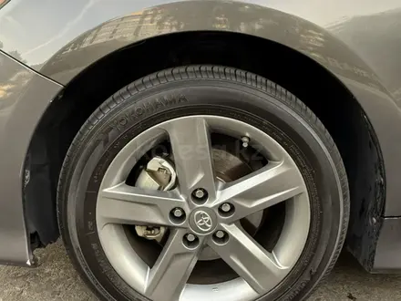 Toyota Camry 2014 года за 8 500 000 тг. в Алматы – фото 23
