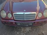 Mercedes-Benz E 200 1995 года за 1 400 000 тг. в Астана