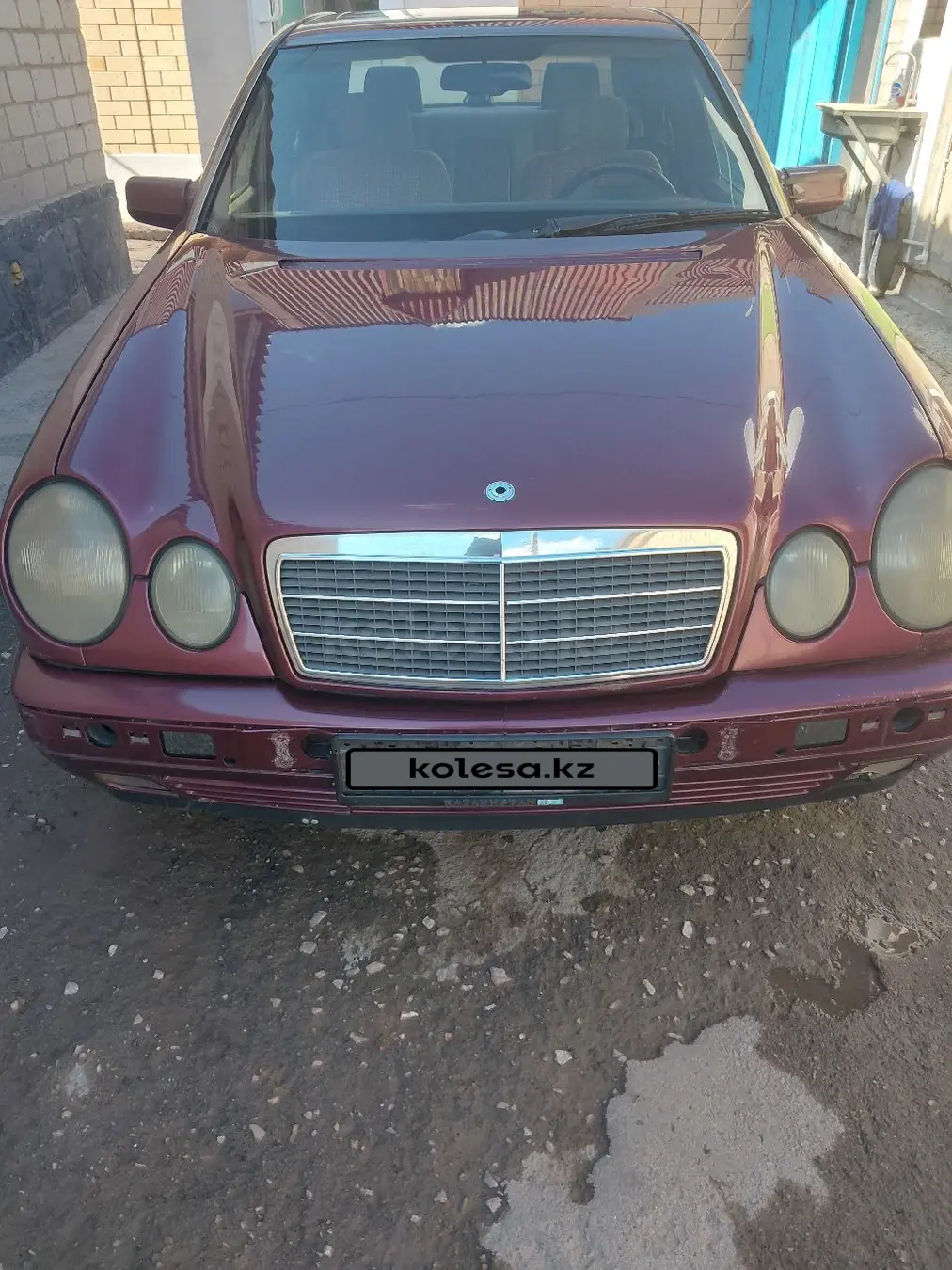 Mercedes-Benz E-Class, 1995