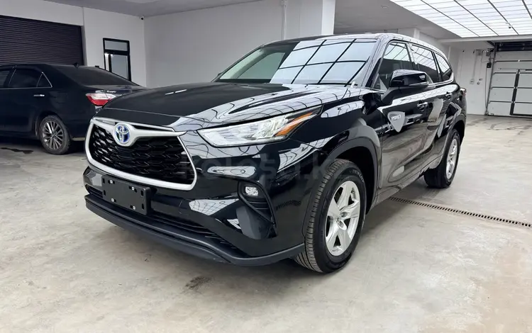 Toyota Highlander 2024 года за 21 390 000 тг. в Астана