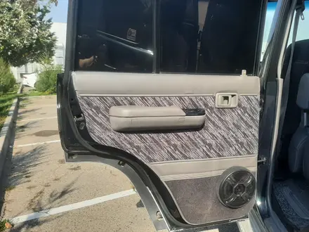 Toyota Land Cruiser Prado 1995 года за 11 700 000 тг. в Алматы – фото 42