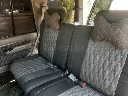 Toyota Land Cruiser Prado 1995 года за 11 700 000 тг. в Алматы – фото 24