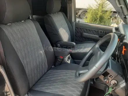 Toyota Land Cruiser Prado 1995 года за 11 700 000 тг. в Алматы – фото 20