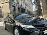 Toyota Camry 2018 годаүшін13 900 000 тг. в Алматы – фото 4