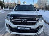 Toyota Land Cruiser 2021 годаfor57 300 000 тг. в Астана