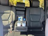 С ВОДИТЕЛЕМ! Аренда авто Прокат Крузак Крузер Toyota Land Cruiser 300 в Шымкент – фото 4