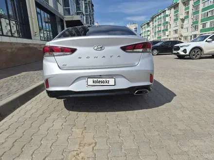 Hyundai Sonata 2019 года за 4 500 000 тг. в Уральск – фото 4