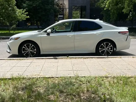 Toyota Camry 2020 года за 11 700 000 тг. в Астана – фото 6