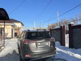Toyota RAV4 2016 годаүшін10 500 000 тг. в Астана – фото 4