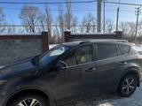 Toyota RAV4 2016 годаүшін10 500 000 тг. в Астана – фото 2