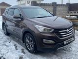 Hyundai Santa Fe 2015 года за 8 400 000 тг. в Астана